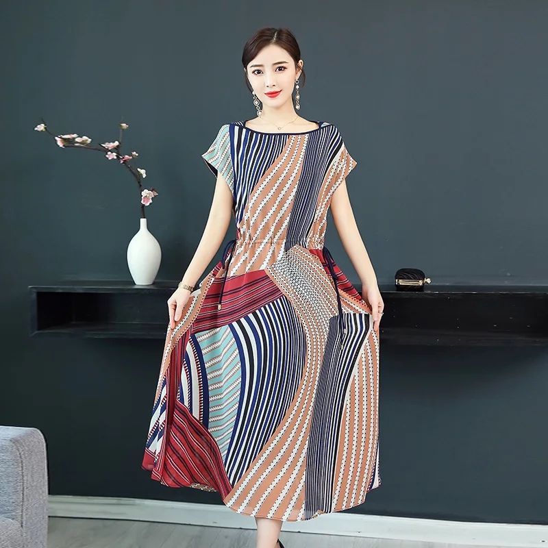 

Silk dress 2019 summer new fashion stitching short-sleeved dress large size M-3XL retro slim beach dress high quality vestidos