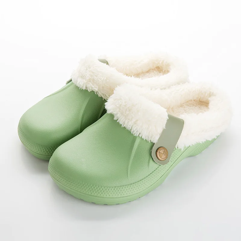 En Ligne 2018 D hiver de Femmes Sabots De Jardin Intérieur Fourrure Chaud Pantoufles Sandales Pour Femmes Nouvelle Mode Chaussures Flip Flops Unisexe Mule diapositives