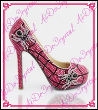 Aidocrystal großhandel damen schuhe 2016 benutzerdefinierte frauen pumpt reizvolle heißer rot strass high heels mit spinne