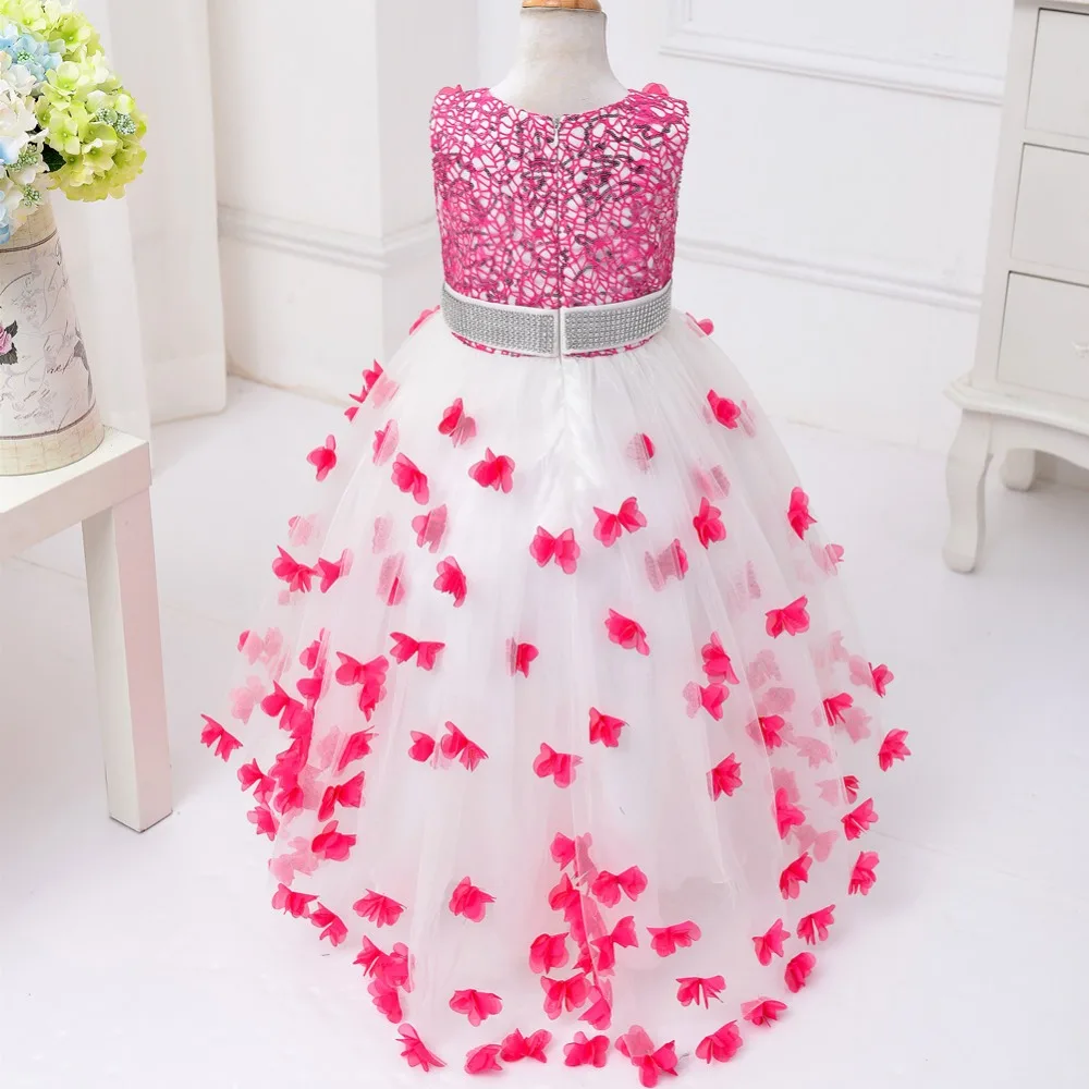 украшение на детское платье. украшения на платье девочке. украсить детское платье. лиф детского платья. детское красное платье.