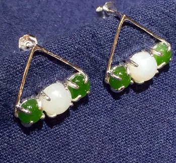 

Natural and nephrite yu earrings, with 2 pieces of yu white semicircle 6m semicircle, collage and Earrings