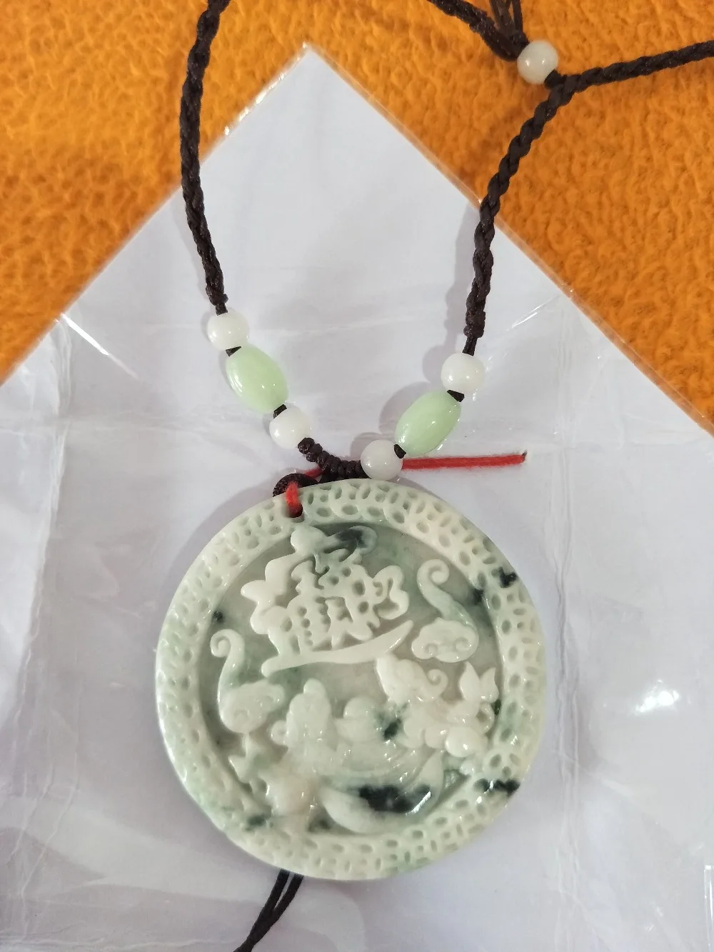 

Men and women personality style mobile phone real shooting pictures Manual sculpture double squirrel pendant necklace