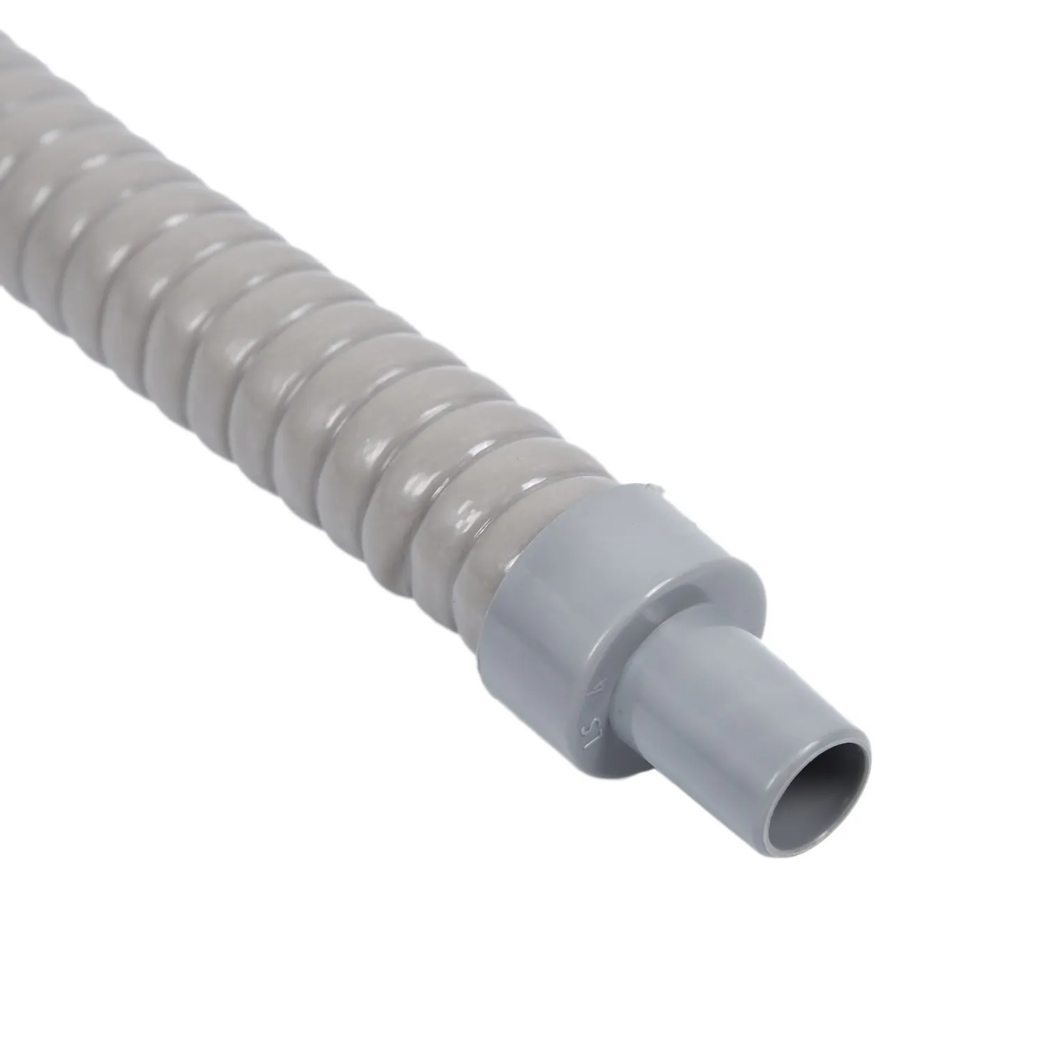 Шланг от сплит системы для слива конденсата. Отвод конденсата с внешнего блока кондиционера. Дренажная трубка сплит системы. Дренаж для кондиционера. Трубка для слива конденсата наружного блока кондиционера.