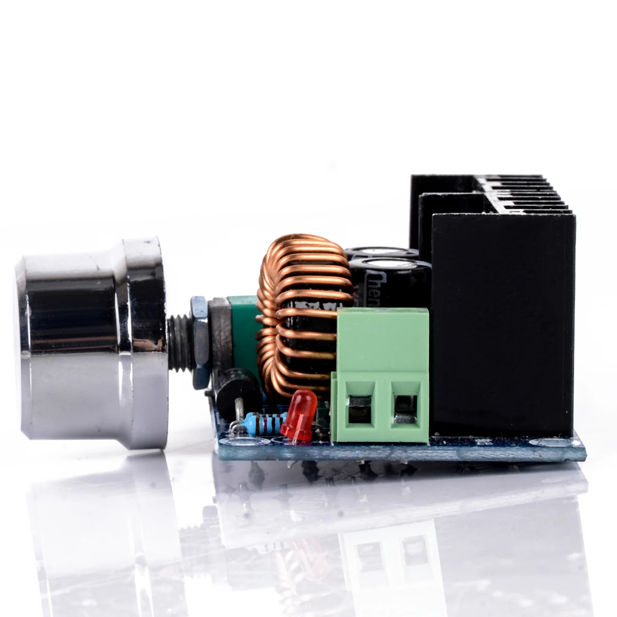 1pcs Step Down Buck Converter Power Supply Module PWM Adjustable DC-DC 4-40V To 1.25-36V Step Down Board Module Max 8A 200W