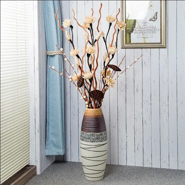 

European-style jingdezhen ceramic vase with large porcelain