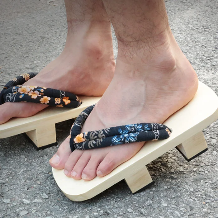 Heel Flip flops men platform Sandals Japanese Geta Clogs Wooden paulownia male Slippers anime cosplay shoes