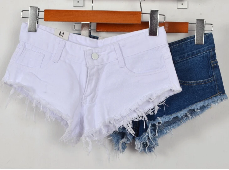 2015 spring and summer in Europe America than Qi sexy triangle edges frayed denim shorts ultra-small low-waist Women |
