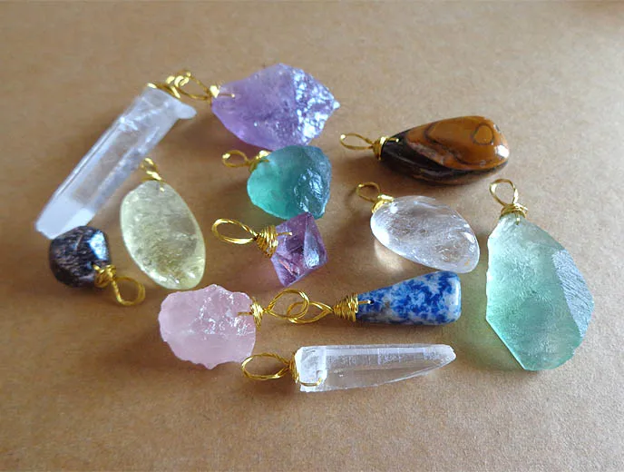 

Beautiful Different Kinds Of Natural Quartz crystal Stone Pendant Necklace Healing natural stones and minerals -random 1pc
