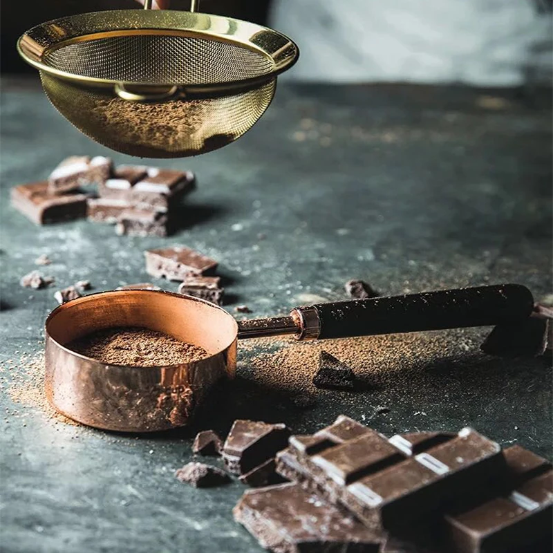 4Pcs/Set Rose Gold Stainless Steel Measuring Cups And Measuring Spoon Scoop Set Wooden Handle Kitchen Tool For Baking measuring cups and spoons set