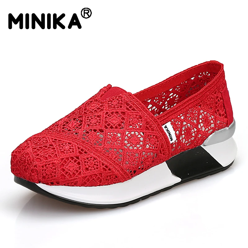 breathable flat shoes