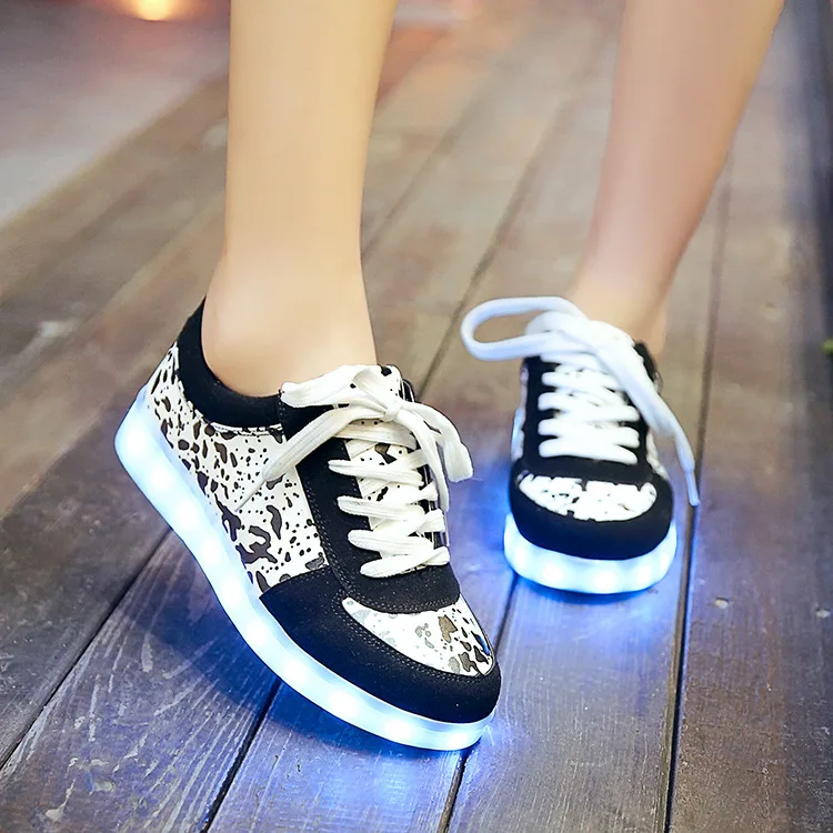 

35-43 plus size unix 11 color LED canvas shoes 2016 breathable glitter light up women's casual shoes chaussures USB
