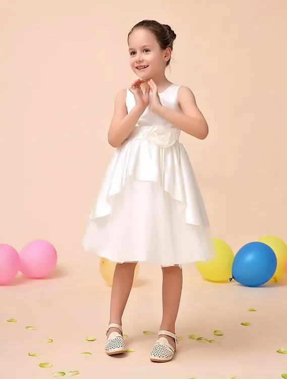

2016 Girl Dress girls Kids Dress Children Wear White Red Princess Party Wedding Dresses With 3D Flower