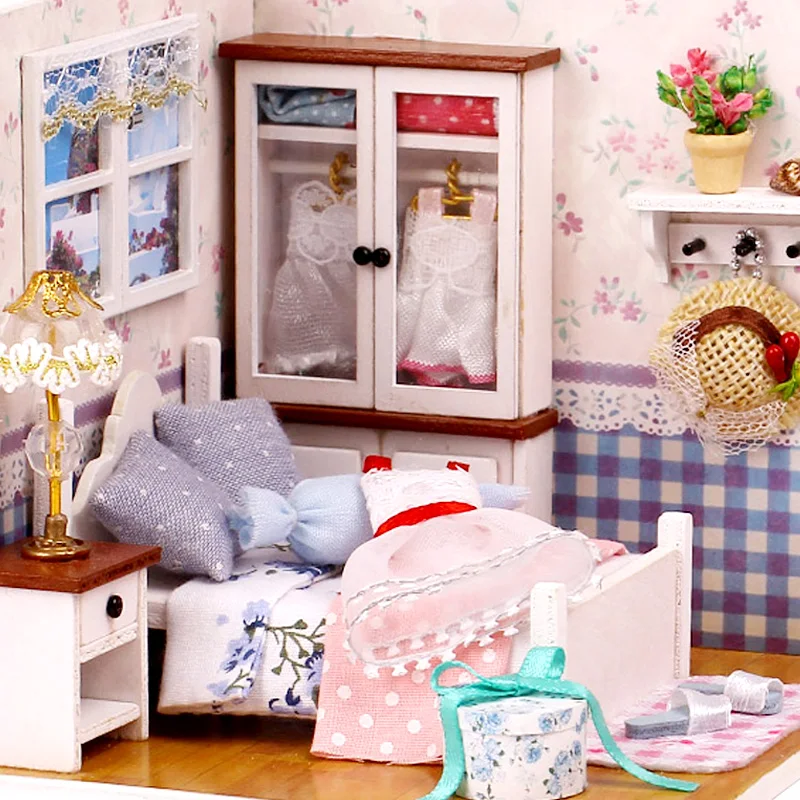 

Diy Doll House Furniture Warm Whispers Dust Cover Light Wooden Handmade Dollhouse Toys for Children DIY Home Toy Birthday Gift