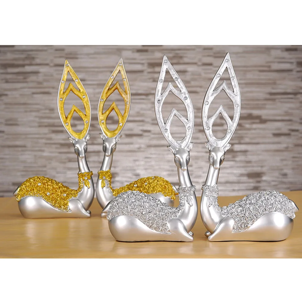 

2 Pcs/Pair Resin Deer Figurine Fawn Statue Sculpture Animal Handicraft Sculpture Ornaments New Year Wedding Gift Home Decor