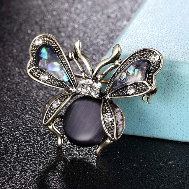 Zlxgirl Vintage Butterfly Brooch Women Party Gifts Colares Rhinestone  Brooches Bouquet Green insect Hijab Accessories Scarf Pins