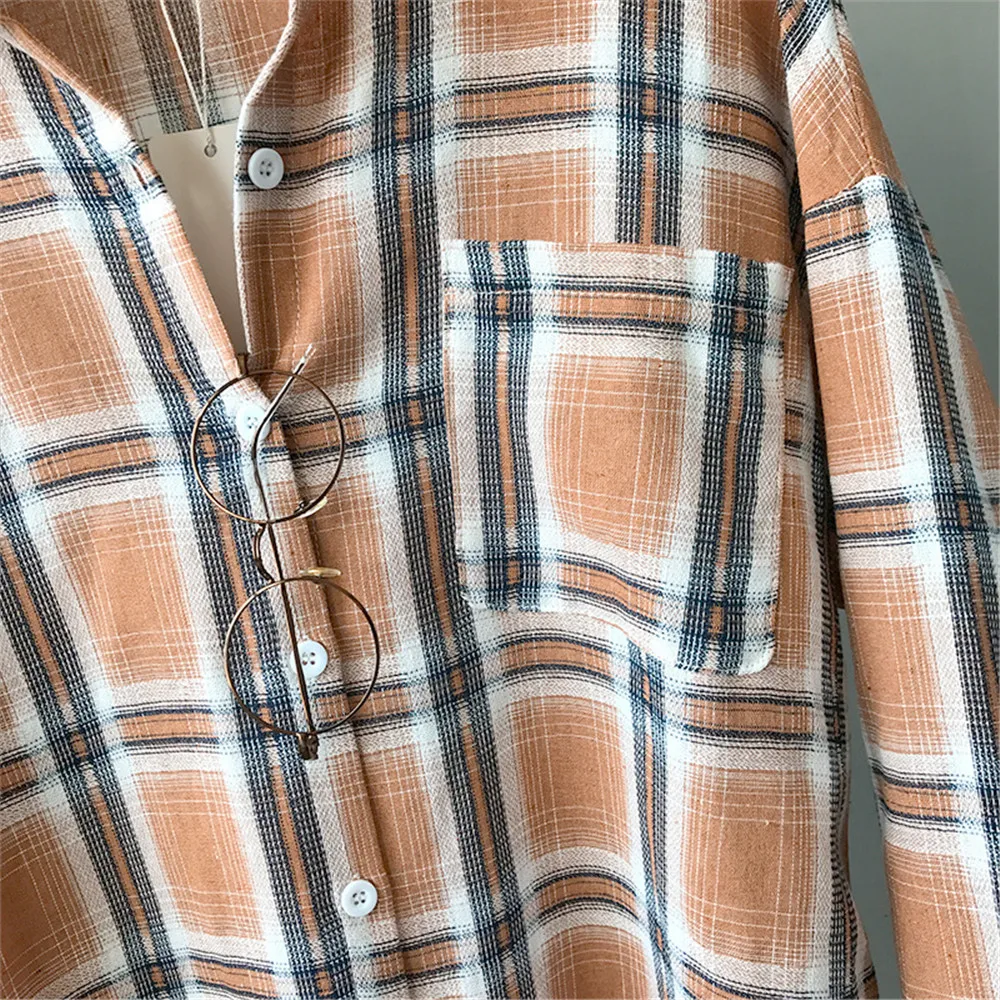 Autumn Boyfriend Style Women Blouse 2018 All Occasion Match casual College shirt long sleeve turn-down collar Plaid Office Shirt (14)