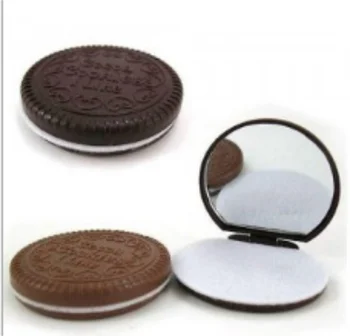 

Cute Chocolate Cookie Shaped Design Makeup Mirror with Comb Lady Women Makeup Tool Pocket Mirror Home Office Use /by DHL 1000pcs
