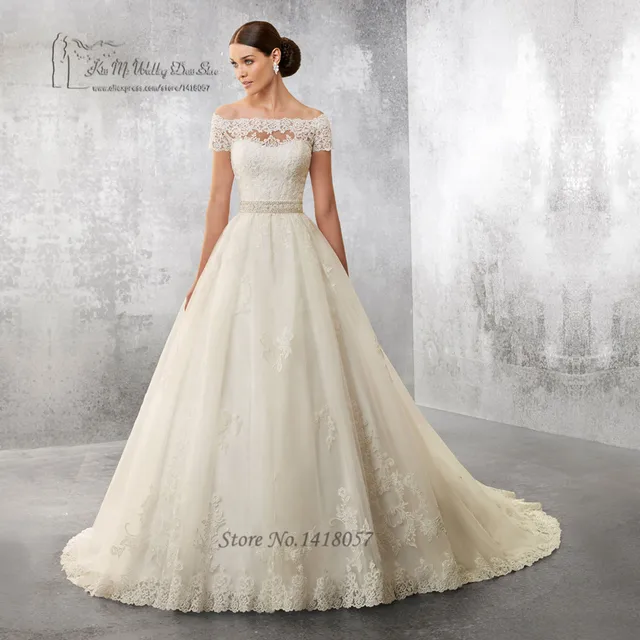 Princess Wedding Dress 2017 Lace Bride Dresses Short Sleeve Vestidos Largos Ball Gown Vintage Gowns Princess Wedding Dress 2017 Lace Bride Dresses Short Sleeve Vestidos Largos Ball Gown Vintage Gowns
