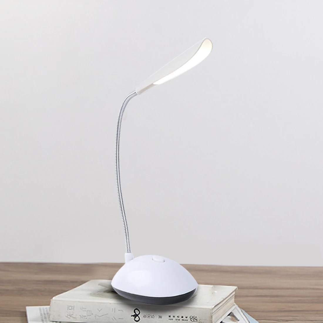 Складной креативный 4 светодиодный s Didoe Настольный светильник, мини светодиодный Настольный светильник с высоким люменом, настольный светильник с защитой глаз, питание от батареек AAA