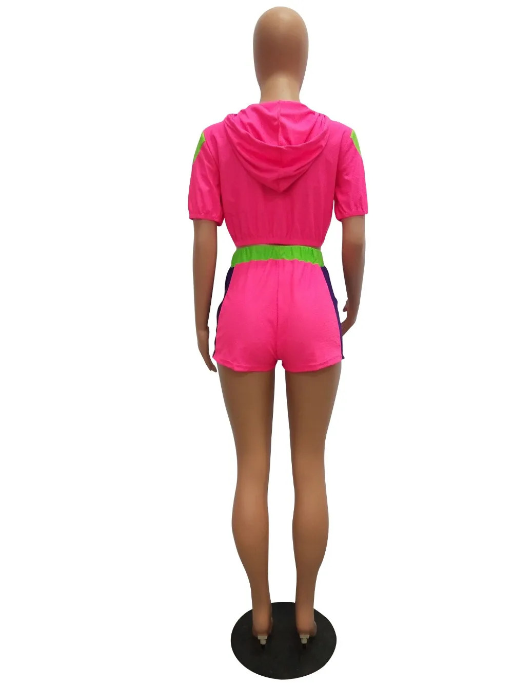 11081377950_1541419340