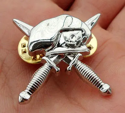 

US Arm y Special Forces Military Grey Pin Hat Badge -US059