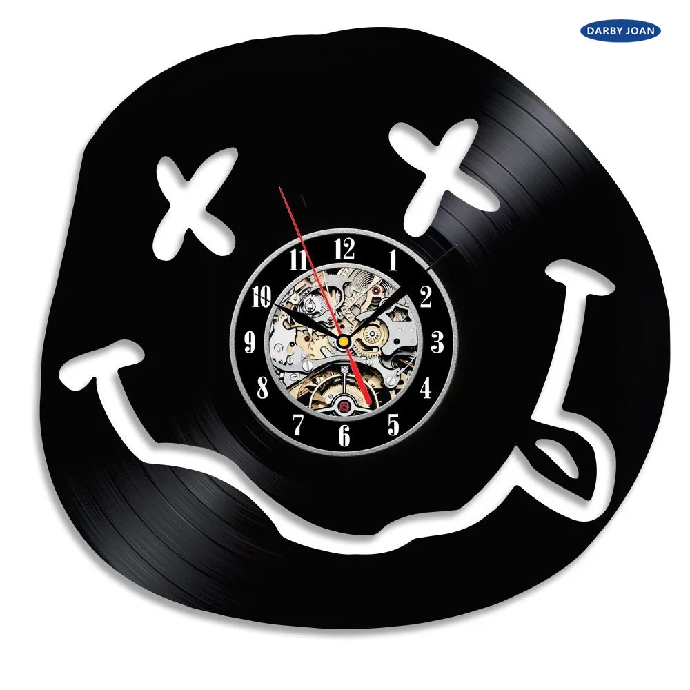 Super Cool Hot Vinyl Disc Concept Wall Clock Funny Smiley Theme CD