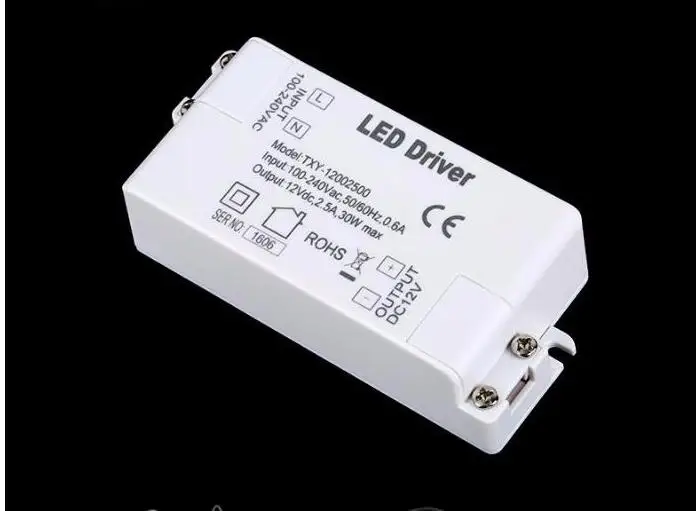 

ce UKCA 100-240V To 12V 2.5A 30W Power Supply AC/DC Adapter Transformer For LED Strip 5050 3528 RGB ceiling Light bulb LED Drive