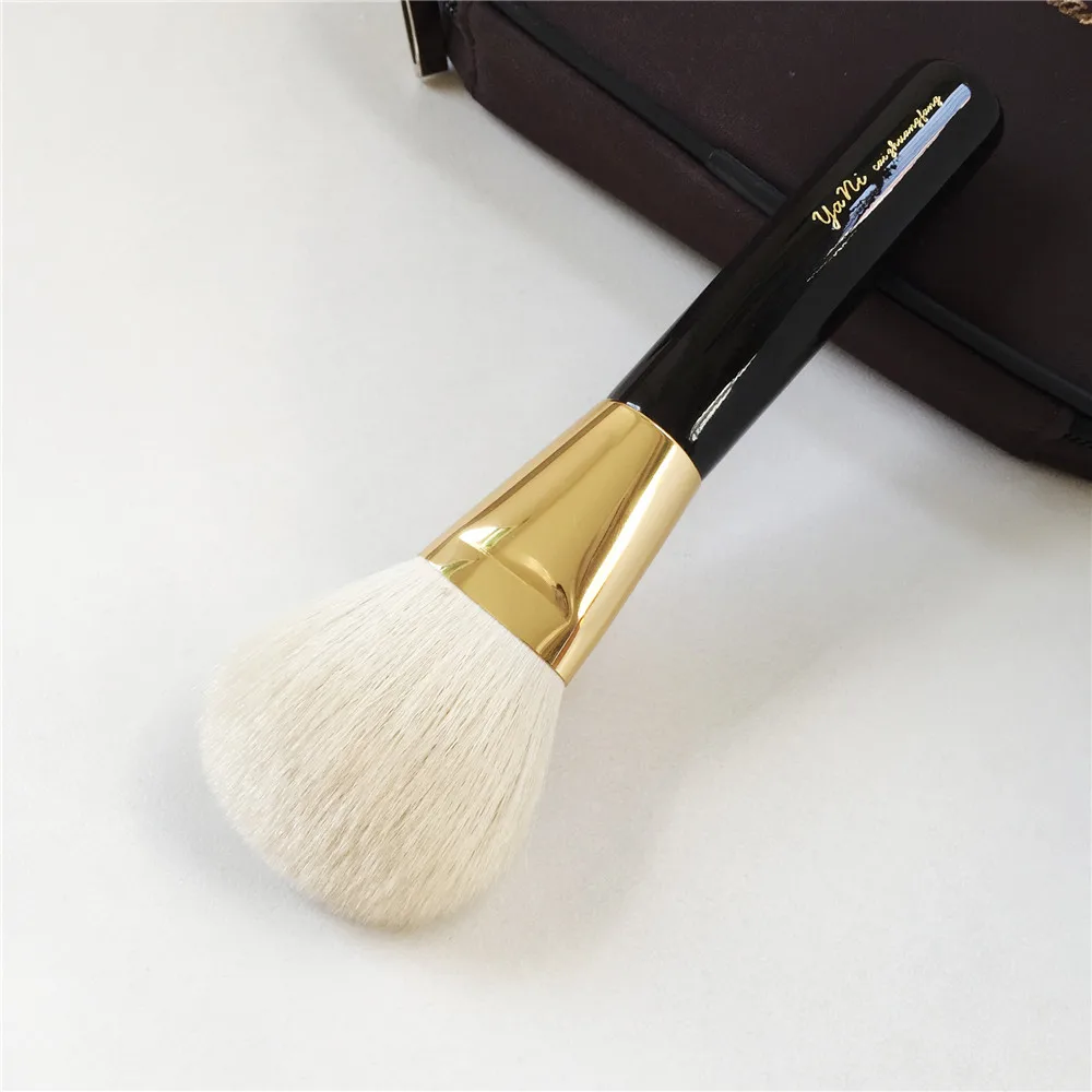 yani TF-SERIES BRONZER BRUSH 05 _ 1