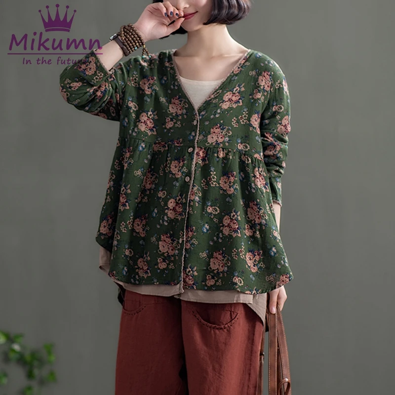 V Neck Lace Panel Retro Flower Print Blouse