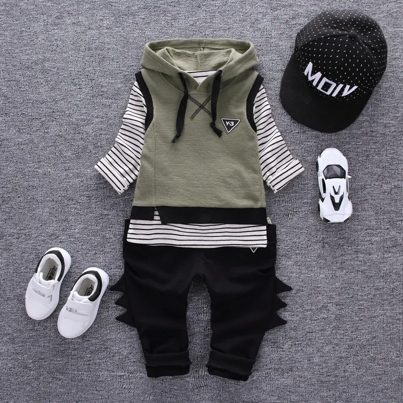

2017 New Boys 3 pieces Spring Autumn Cartoon Clothing Set Korean Style Children 100 Cotton Casual Suit For Boys Hooded Waistcoat