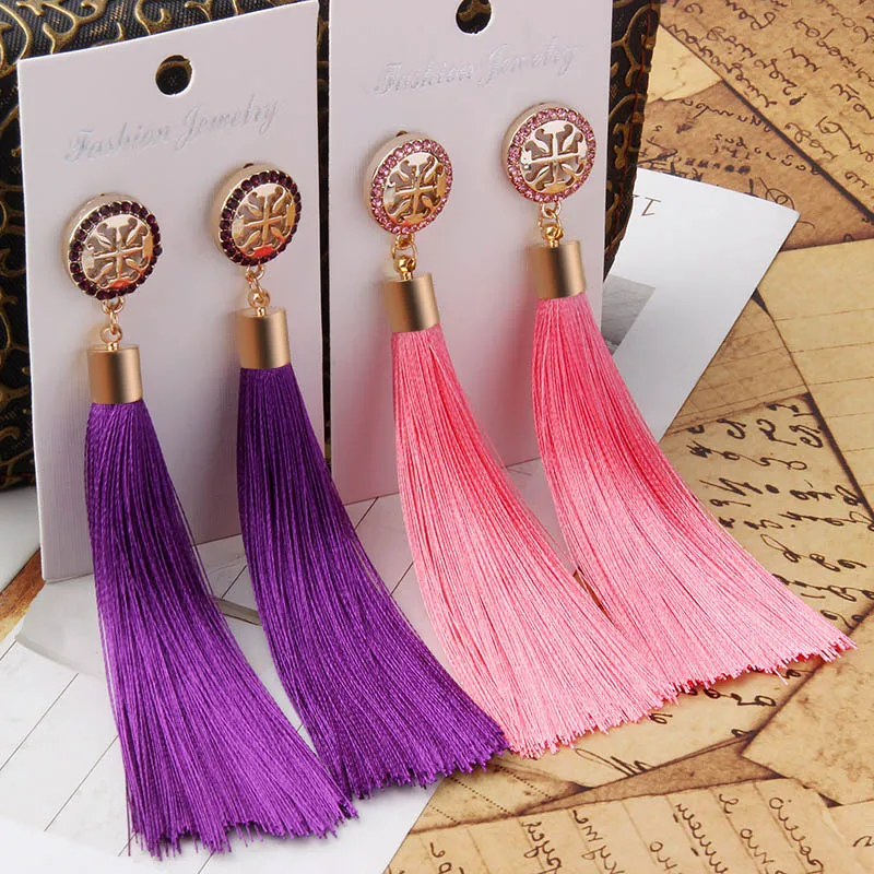 

2018 New Fashion Tassel Earrings Bohemian Boho Long Exaggerated Black White Blue Red Pink Silk Fabric Dangle Earrings for Women