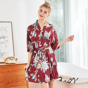 

Summer Mini Rayon Robe Sleepwear Elegant Satin Half Sleeve Nightgown Home Dress Kimono Bathrobe Gown Formal Bride Wedding Robes