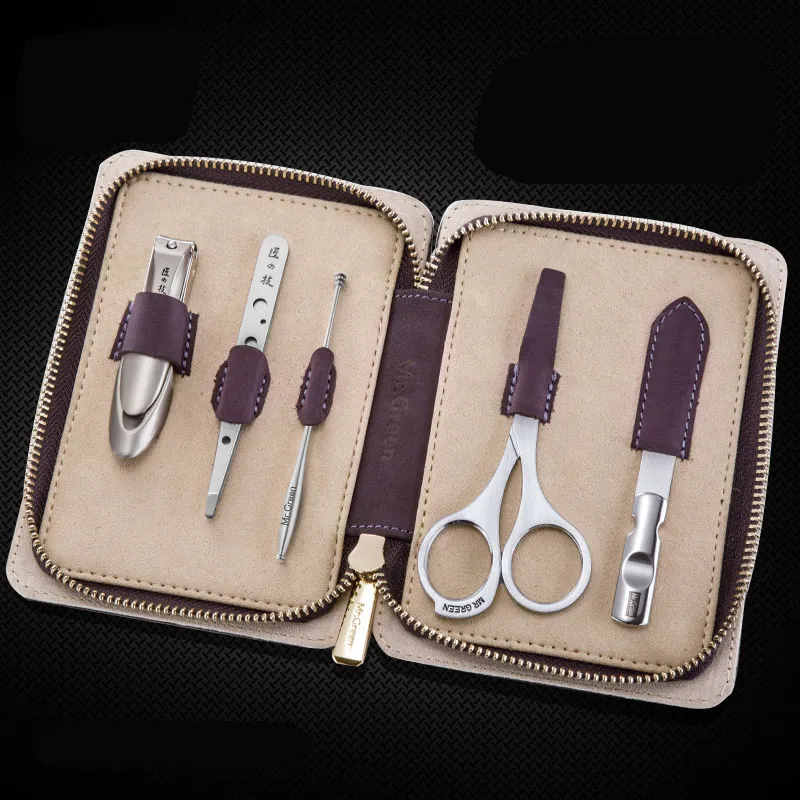 

5pcs Nail Clipper Kit Nails Scissor/Tweezer/earpick/nose hair cut /File Utility Manicure Care Set Cleaner Grooming Tools Case