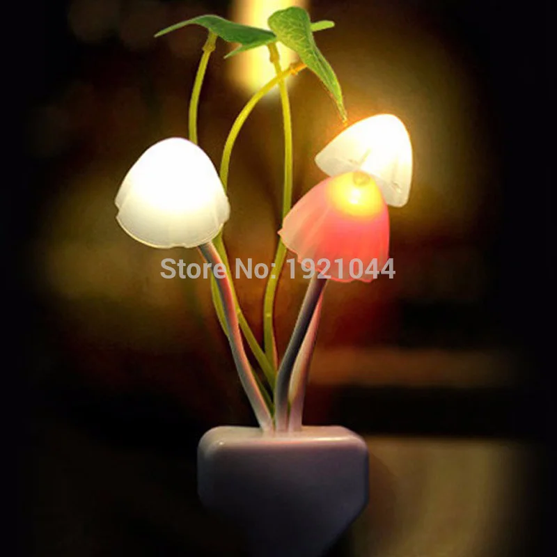 

LED Colorful Mushroom Lamp Table Night Light EU & US Plug Choice 220V LED Light Family Decoration Wedding Favors