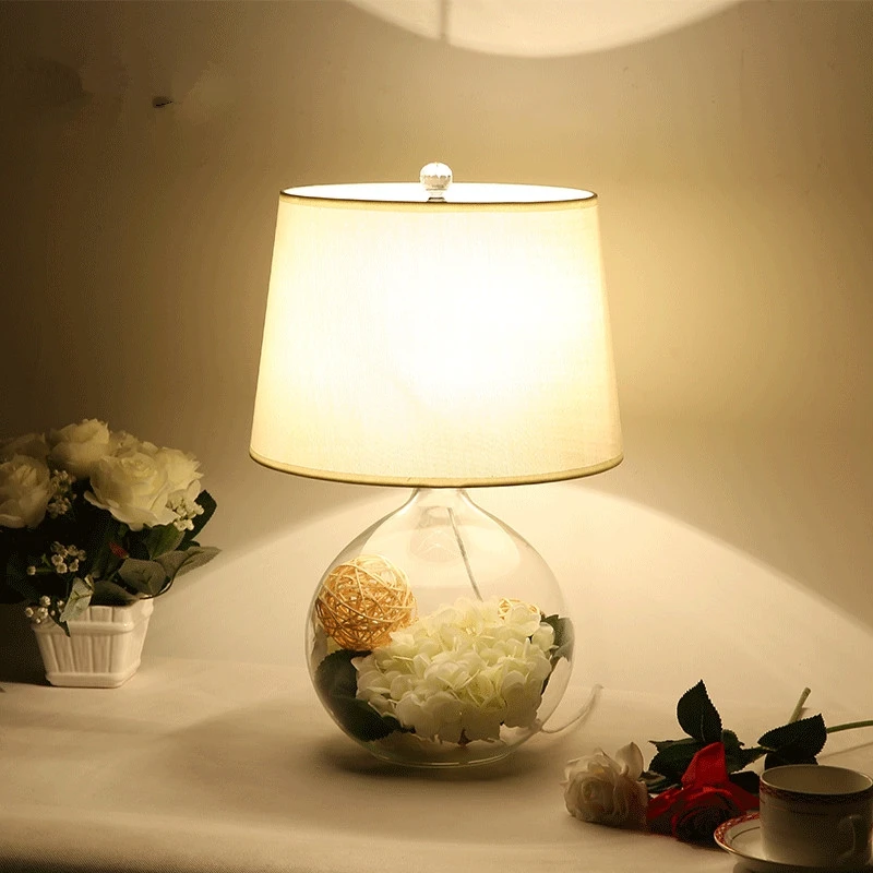 Candeeiro de Mesa de Vidro Lâmpada de Mesa Nórdico Moderno Flores Decorar Cabeceira Noite Jardim Americano Criativo Simples Lampara pé 4 flores decorar cabeceira lâmpada de mesa noite