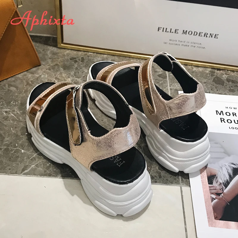 Aphixta 6 سنتيمتر الكعوب صنادل أرضية النساء أسافين الكعب أحذية النساء مطرزة القماش هوك و حلقة Zapatos موهير النعال امرأة صندل