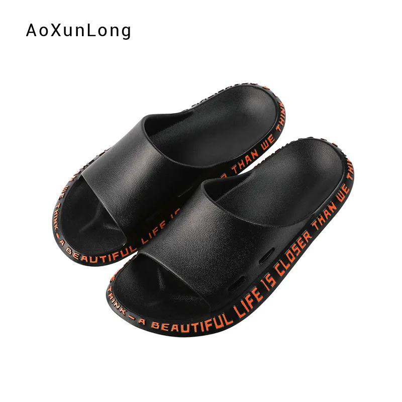 

New Fashion Men's Slippers Summer Home Indoor Sandals Outside Wearable Slippers Couples Soft Sole Bathroom Anti-slip Slippers