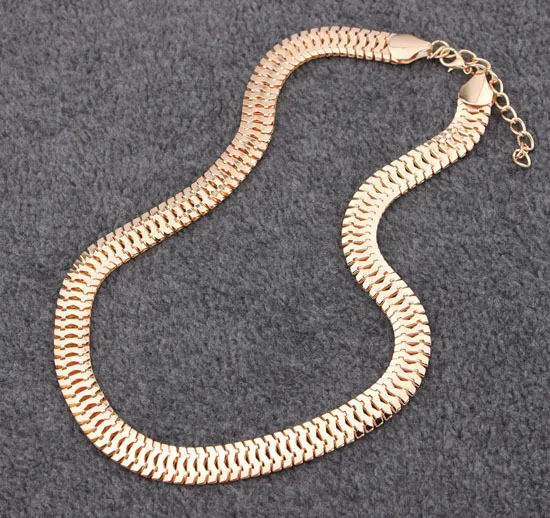 

Fashion Hot Sale New Arrival Silver Gold European Exaggerated Short Wide Chain Chunky Choker Bib Statement Necklace N1976