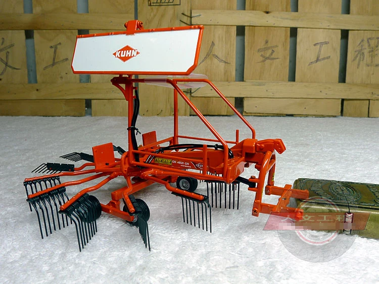 

rare Model of Forage Harvester Forage collectors Tractor accessories model 1:32 Alloy Collection Model