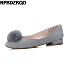 Шик замша милый серый Китайский обнаженный надевать плоские Фарфор для обуви мех Круглый носок женщин Настоящая кожа платье европейская последние отправка капель красивая Мода весенняя осень помпонами