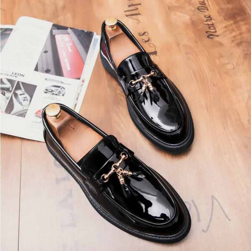 Белые, черные кожаные модельные туфли на плоской подошве; дизайнерские мокасины; новые туфли-оксфорды; итальянские свадебные туфли с кисточками в деловом стиле; A21-29