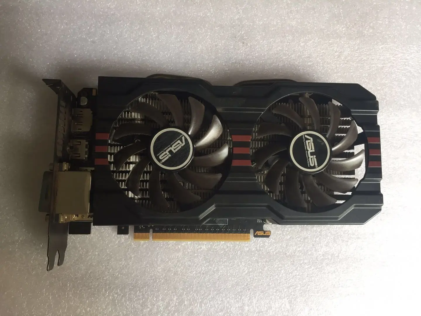 

Used GTX650TIB-DC20C-2GD5 Graphics