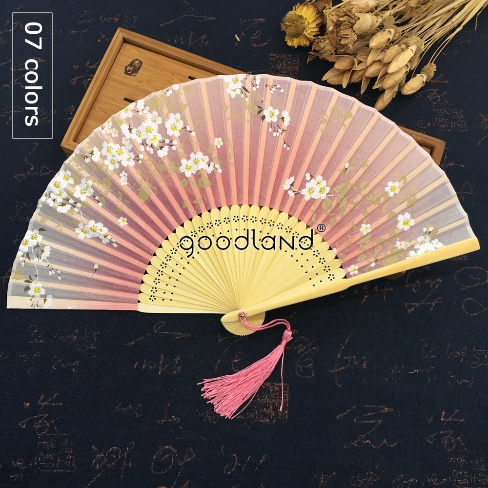 الشحن مجانا 1 قطع عالية الجودة الصينية dhyana نمط زهرة زهر الأرجواني الوردي الأزرق الحرير الخيزران مروحة اليد الزفاف الإحسان