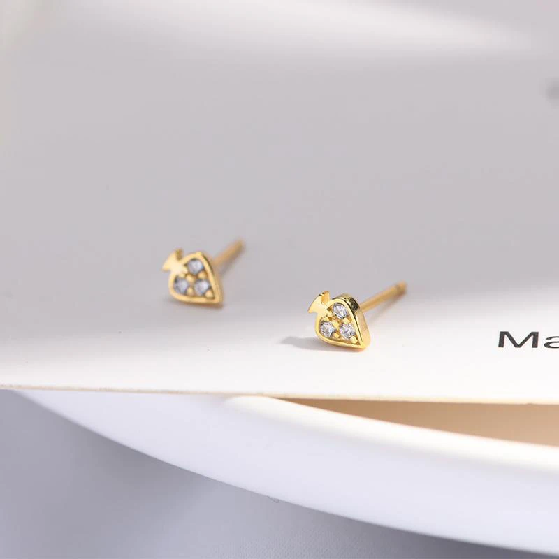 Гипоаллергенные 925 пробы серебряные серьги-гвоздики в Корейском стиле из диоксида циркония для женщин с милыми сердечками изысканные ювелирные изделия S925