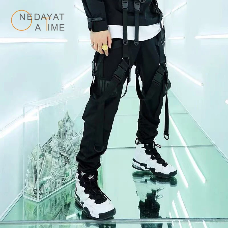 

Tide brand Pockets Cargo Pants Men Multi Buckle Ribbons Joggers Pants Harajuku Sweatpants Male Hip Hop Trousers Men Streetwear