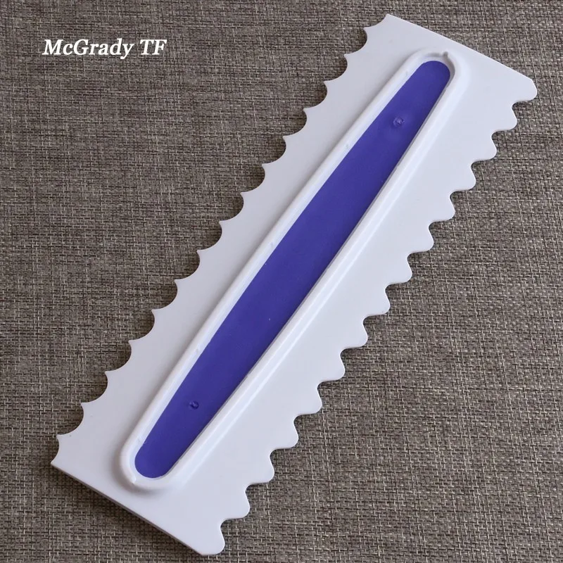 Pastry Icing Comb Plastic Fondant Spatulas Cake Scraper Baking
