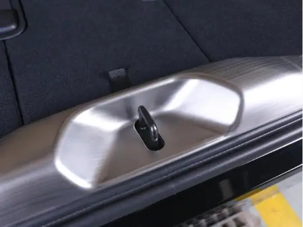 15-19 for TOYOTA Alphard refitting accessories Alphard 30 series Alphard large siding threshold after protection plate