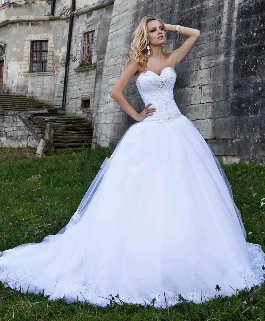 2016 New Sweetheart Beading Appliques Long A Line Wedding Dresses With