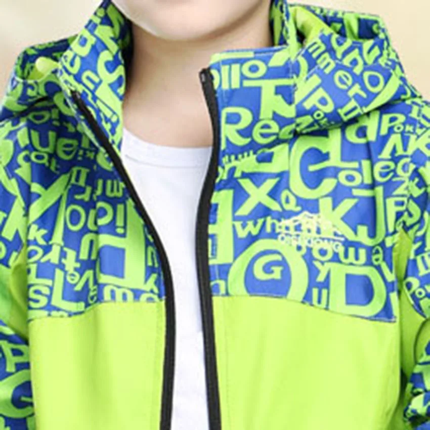 2360765221_1302789890