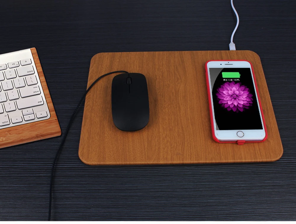 

Wireless Charging Mouse Pad Multifunctional Qi Standard PU Leather Safe Charging Mat Mouse Mat